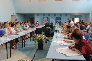 В городе Новомосковске эксперты встретились с жителями по актуальным вопросам ЖКХ 