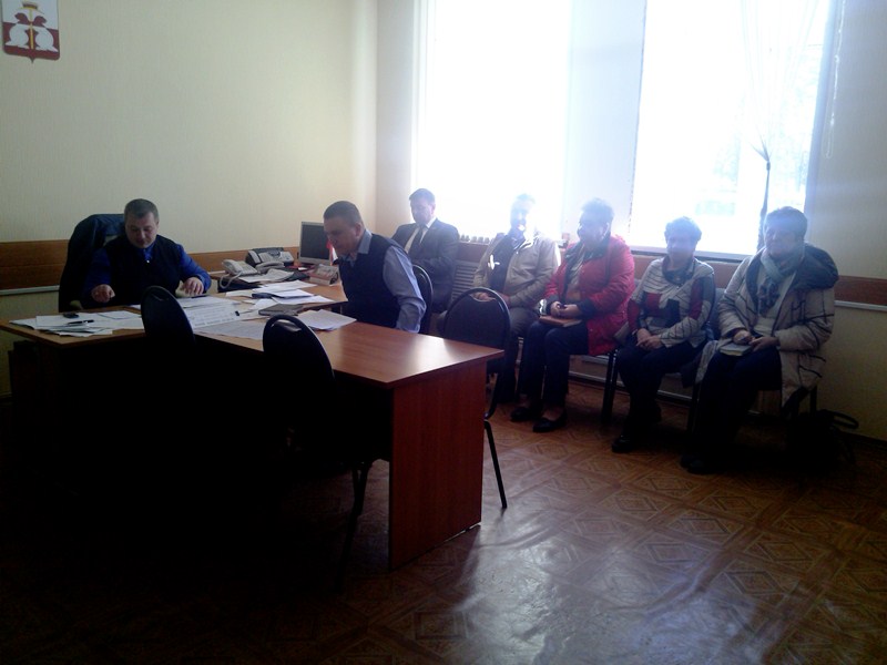 В г. Донской состоялся круглый стол по теме: "Программа капитальный ремонт". 