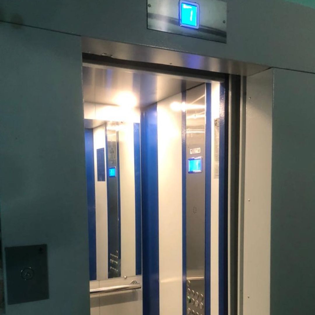Уже 56 заменённых лифтов в 17 многоквартирных домах областной столицы запущены в работу
