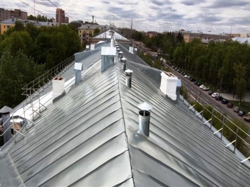 В регионе завершен капитальный ремонт крыш, предусмотренных краткосрочным планом 2022 года.